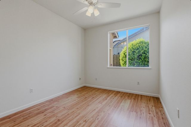 748 Swallowview Ct, Lincoln, CA 95648