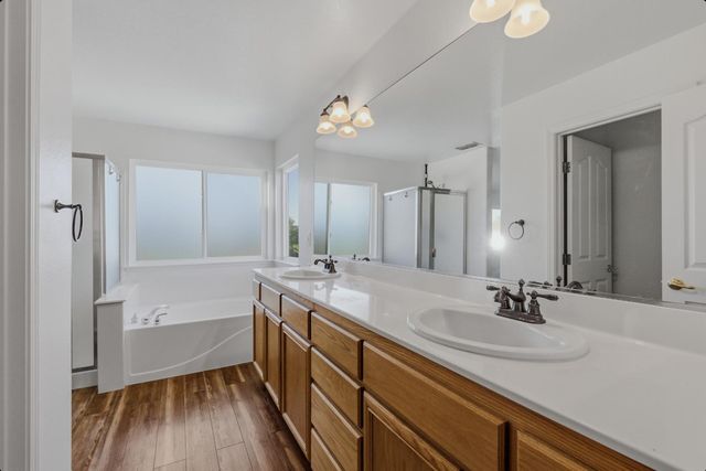 748 Swallowview Ct, Lincoln, CA 95648