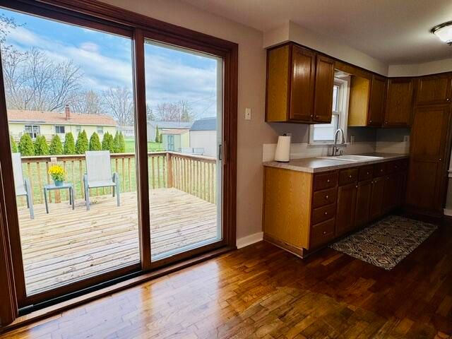 1671 State Street, Holland, MI 49424