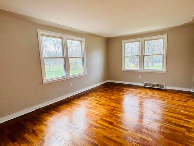 1671 State Street, Holland, MI 49424