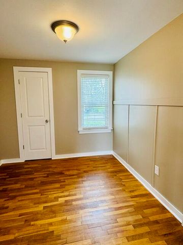 1671 State Street, Holland, MI 49424