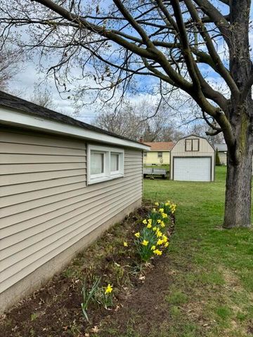 1671 State Street, Holland, MI 49424