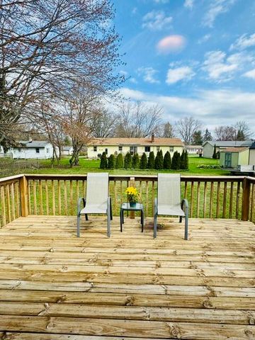 1671 State Street, Holland, MI 49424