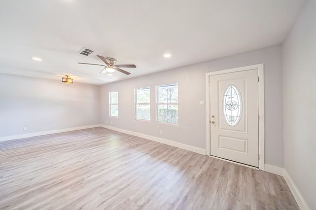 5605 Dennis Avenue, Fort Worth, TX 76114