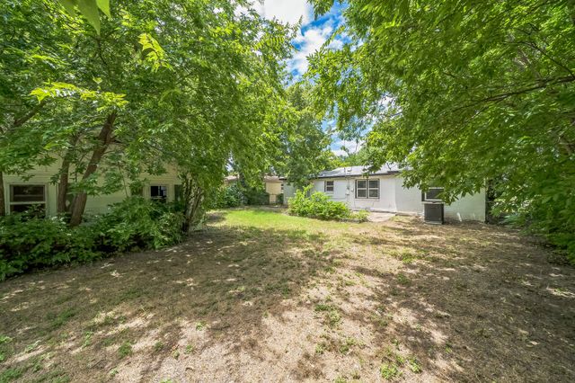 5605 Dennis Avenue, Fort Worth, TX 76114