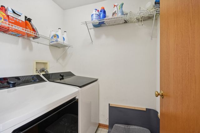 18627 W Point Drive, Tinley Park, IL 60477