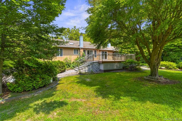 22 Penn Drive, Dix Hills, NY 11746