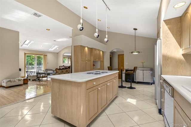22 Penn Drive, Dix Hills, NY 11746