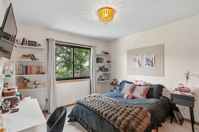 3112 E Southlawn Drive, Des Moines, IA 50320