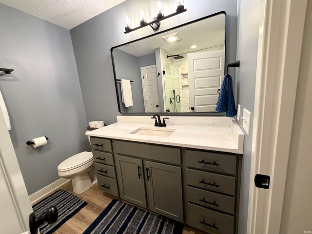 10827 Kathy Drive, Fort Wayne, IN 46835