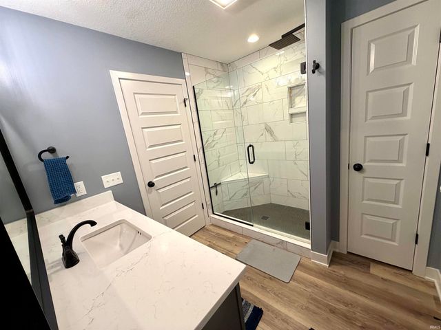 10827 Kathy Drive, Fort Wayne, IN 46835