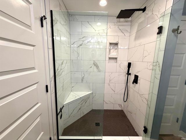 10827 Kathy Drive, Fort Wayne, IN 46835
