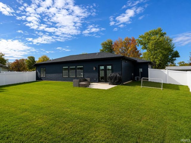 10827 Kathy Drive, Fort Wayne, IN 46835