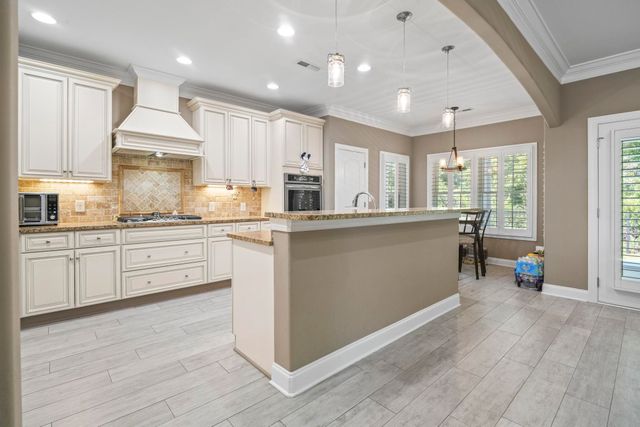 801 Sand Binder Dr., Myrtle Beach, SC 29579