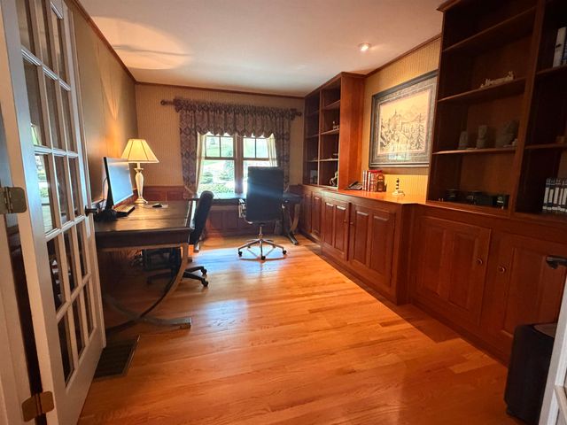 11 West Road, Canterbury, NH 03224
