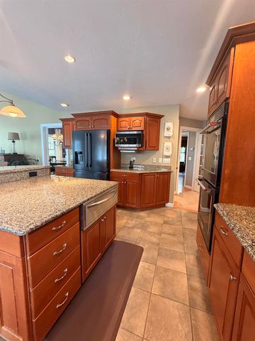 11 West Road, Canterbury, NH 03224