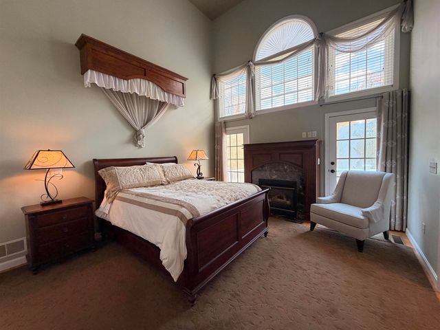 11 West Road, Canterbury, NH 03224