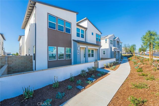 412 Flycatcher, Irvine, CA 92618