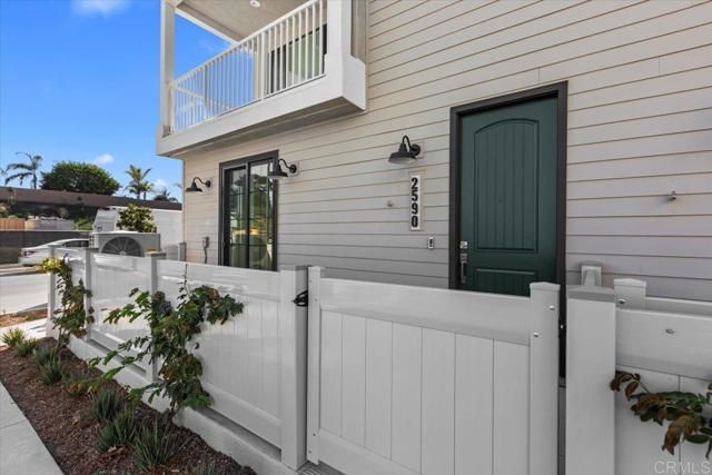 2590 Broom Lane, Carlsbad, CA 92008