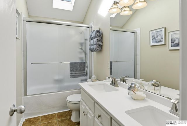 13507 Innis Circle, Bellevue, NE 68123