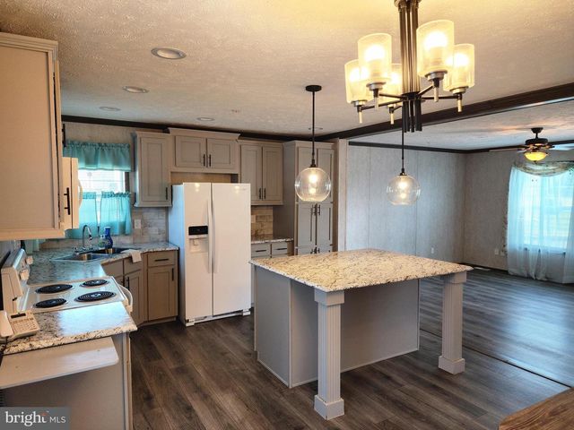 14125 ZINNIA LN, Hagerstown, MD 21742
