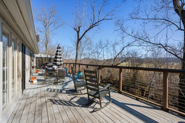 2496 Old Natchez Trce, Franklin, TN 37069