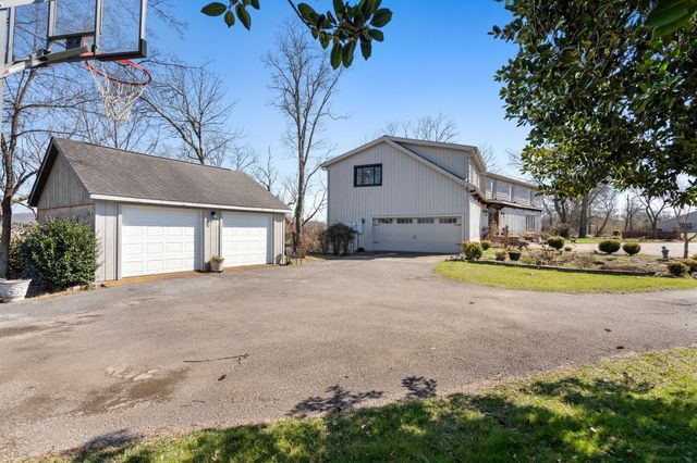 2496 Old Natchez Trce, Franklin, TN 37069