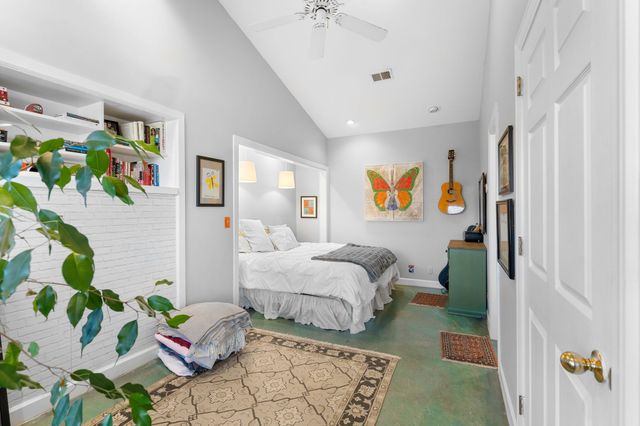 2496 Old Natchez Trce, Franklin, TN 37069