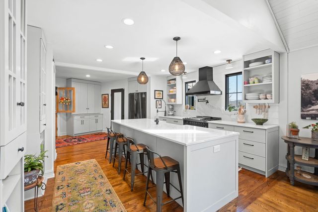 2496 Old Natchez Trce, Franklin, TN 37069