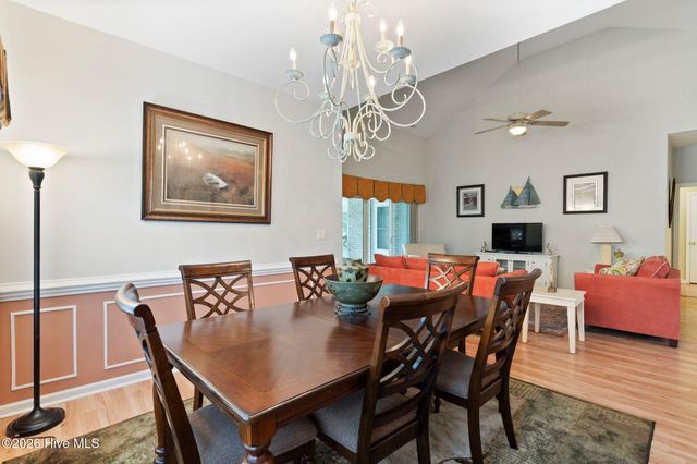 122 N Shore Drive, Sneads Ferry, NC 28460