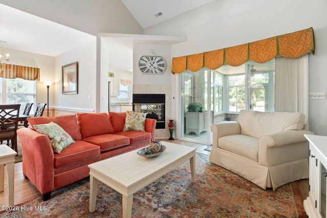 122 N Shore Drive, Sneads Ferry, NC 28460