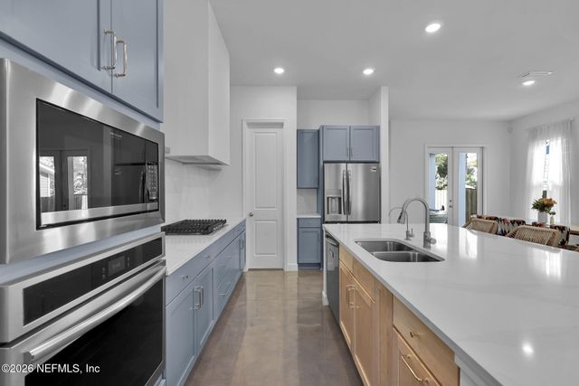 124 E 6TH Street, Jacksonville, FL 32206