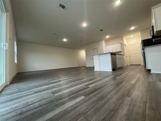 5734 Roadhouse Drive, Forney, TX 75126