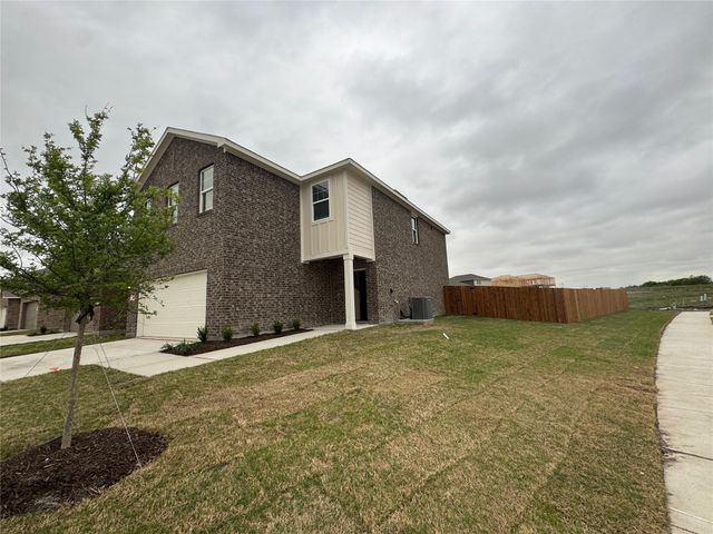 5734 Roadhouse Drive, Forney, TX 75126