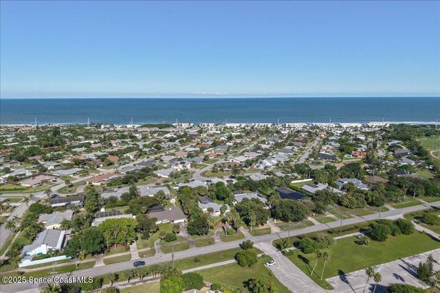 2007 Oak Street, Melbourne Beach, FL 32951