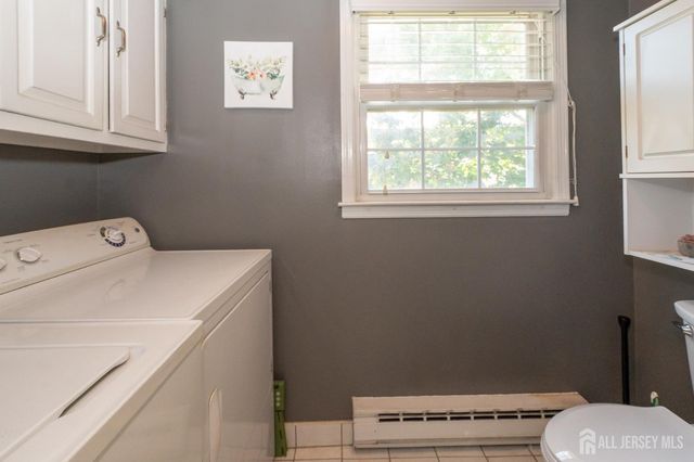 242 Marblehead Lane N, Monroe, NJ 08831