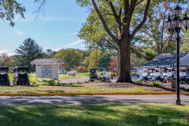 242 Marblehead Lane N, Monroe, NJ 08831
