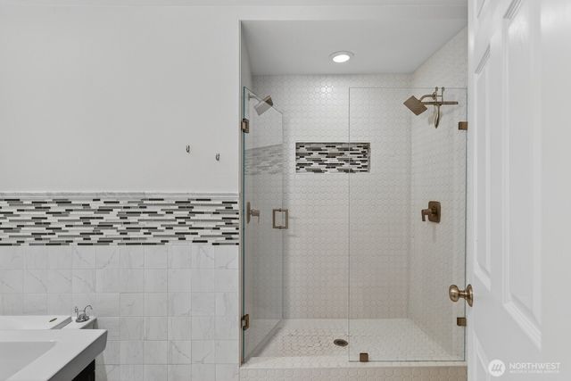 1418 Oakes Avenue, Everett, WA 98201