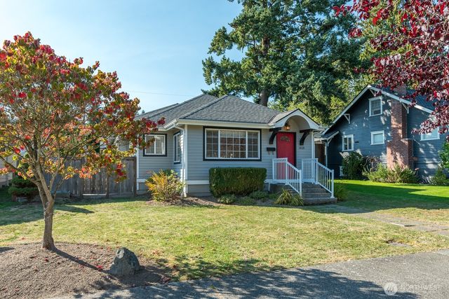 1418 Oakes Avenue, Everett, WA 98201