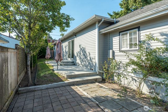 1418 Oakes Avenue, Everett, WA 98201