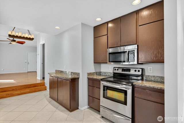 1418 Oakes Avenue, Everett, WA 98201