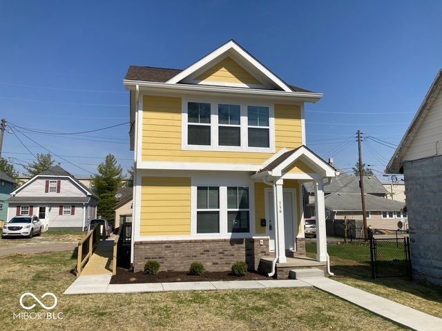 116 E Pennsylvania Street, Shelbyville, IN 46176