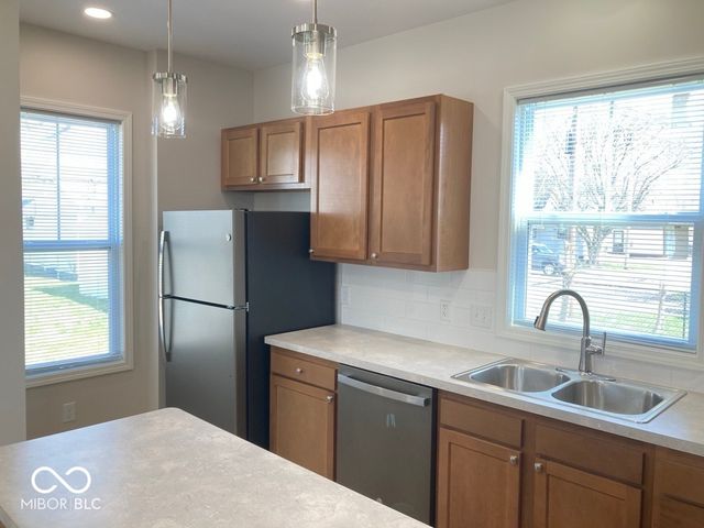 116 E Pennsylvania Street, Shelbyville, IN 46176