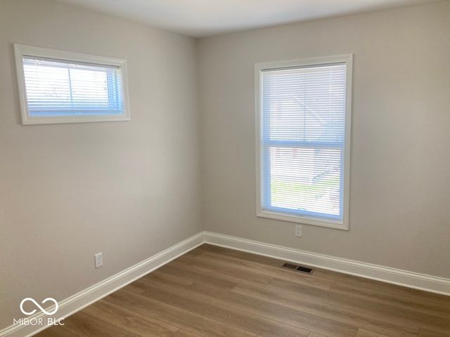 116 E Pennsylvania Street, Shelbyville, IN 46176