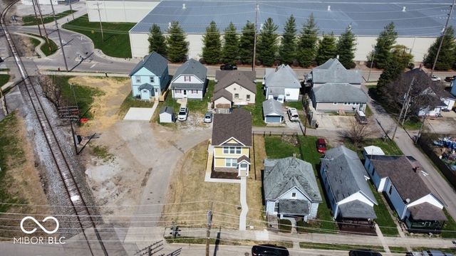 116 E Pennsylvania Street, Shelbyville, IN 46176