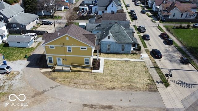 116 E Pennsylvania Street, Shelbyville, IN 46176