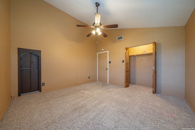 194 NW Hills Dr, Kerrville, TX 78028