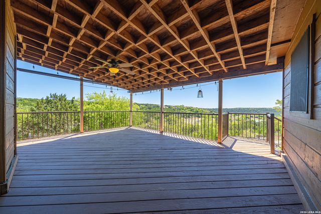 194 NW Hills Dr, Kerrville, TX 78028