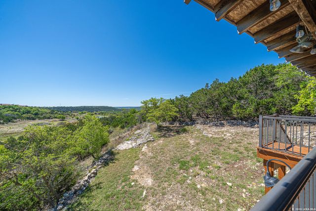 194 NW Hills Dr, Kerrville, TX 78028