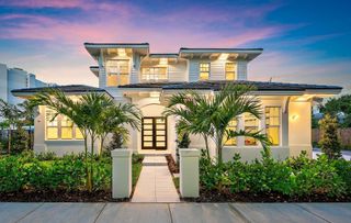 295 Austin Lane, West Palm Beach, FL 33401